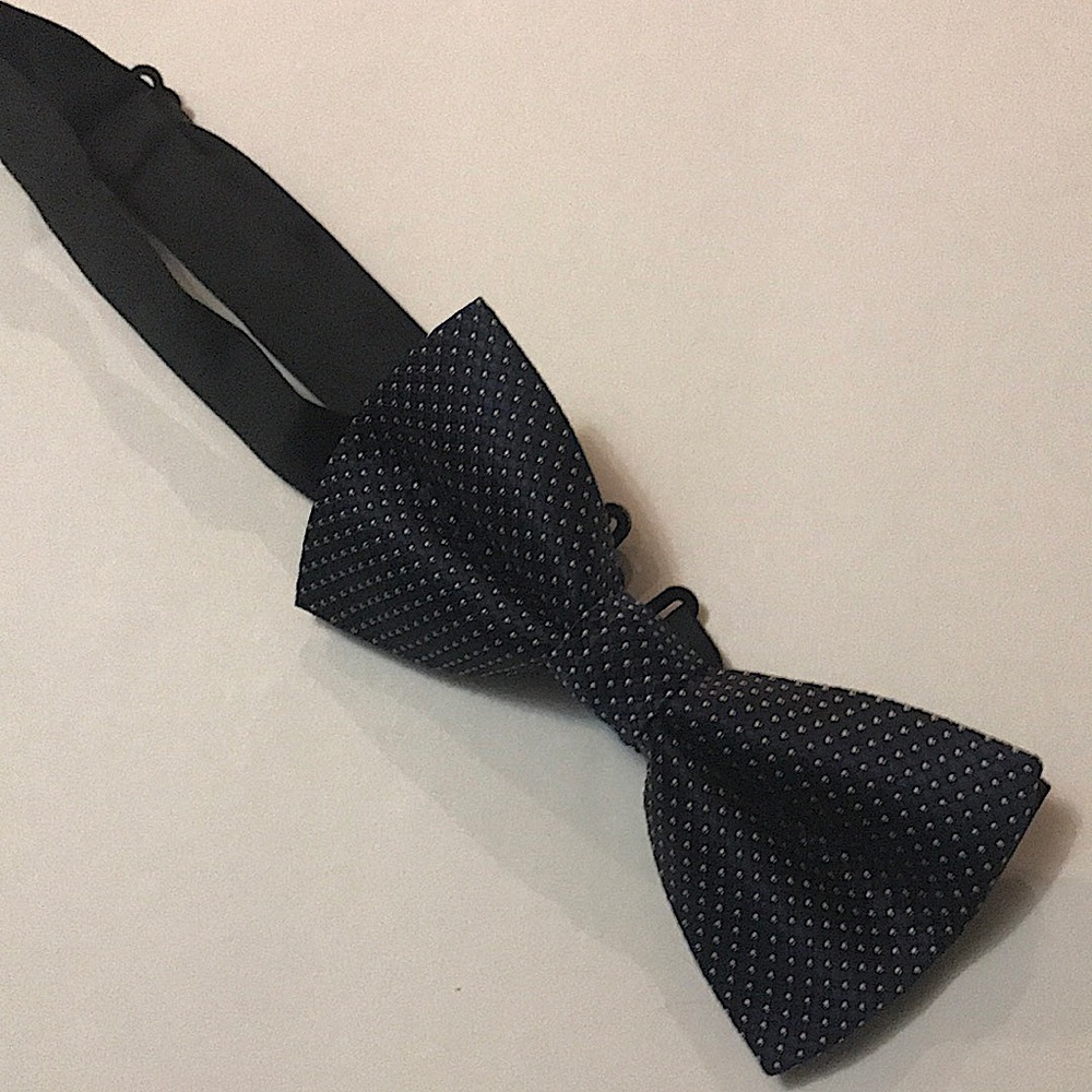 Navy blue and gold Bow Tie